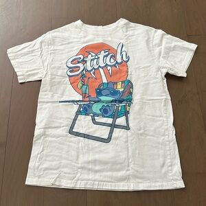 disney stitch M shirt